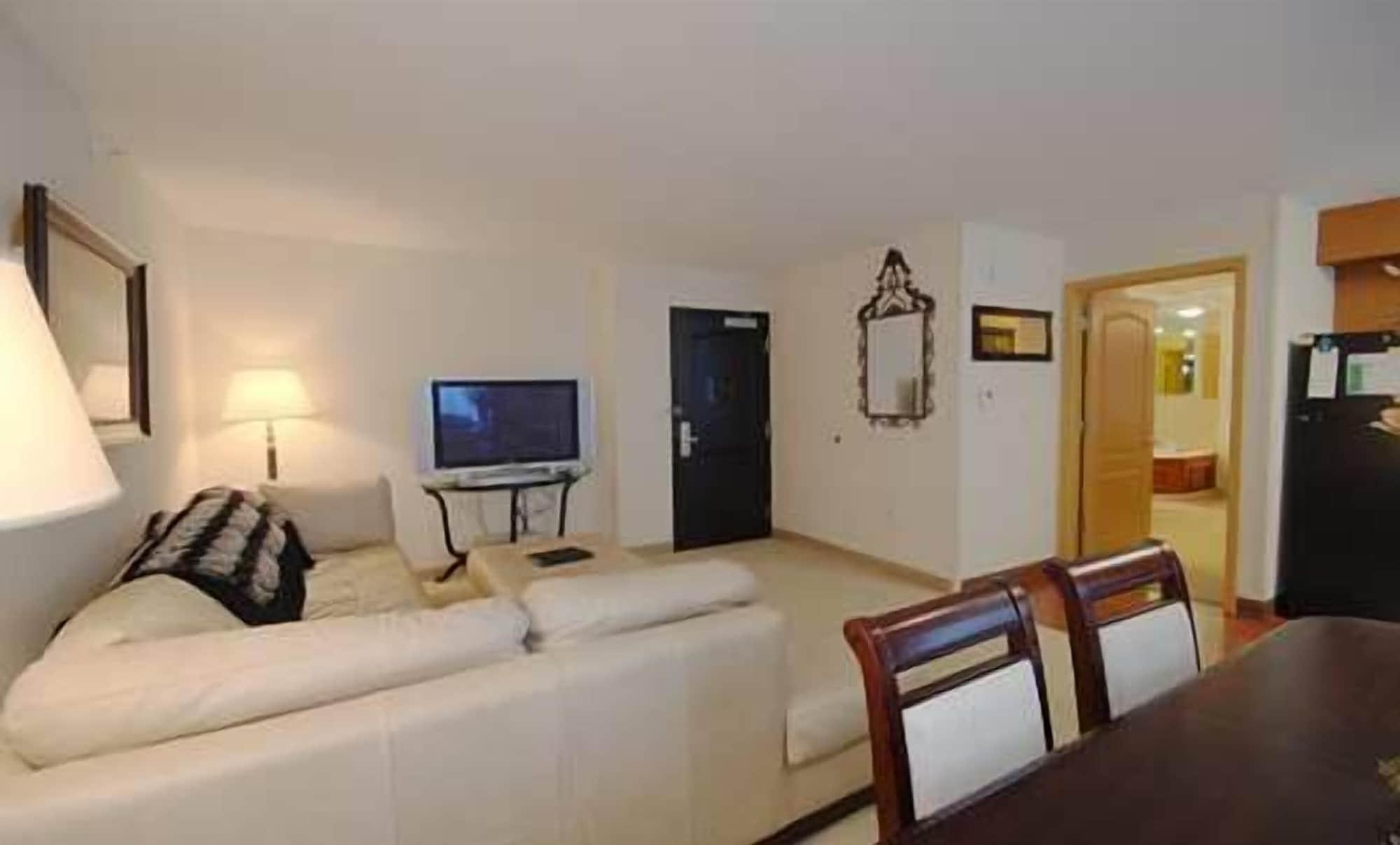 Homewood Suites By Hilton At The Waterfront Уичита Экстерьер фото