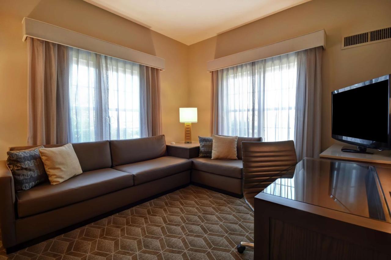 Homewood Suites By Hilton At The Waterfront Уичита Экстерьер фото